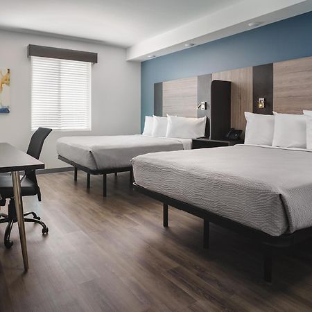 Stayapt Suites Pensacola-Uwf/Florida Hospital Area Ferry Pass Esterno foto