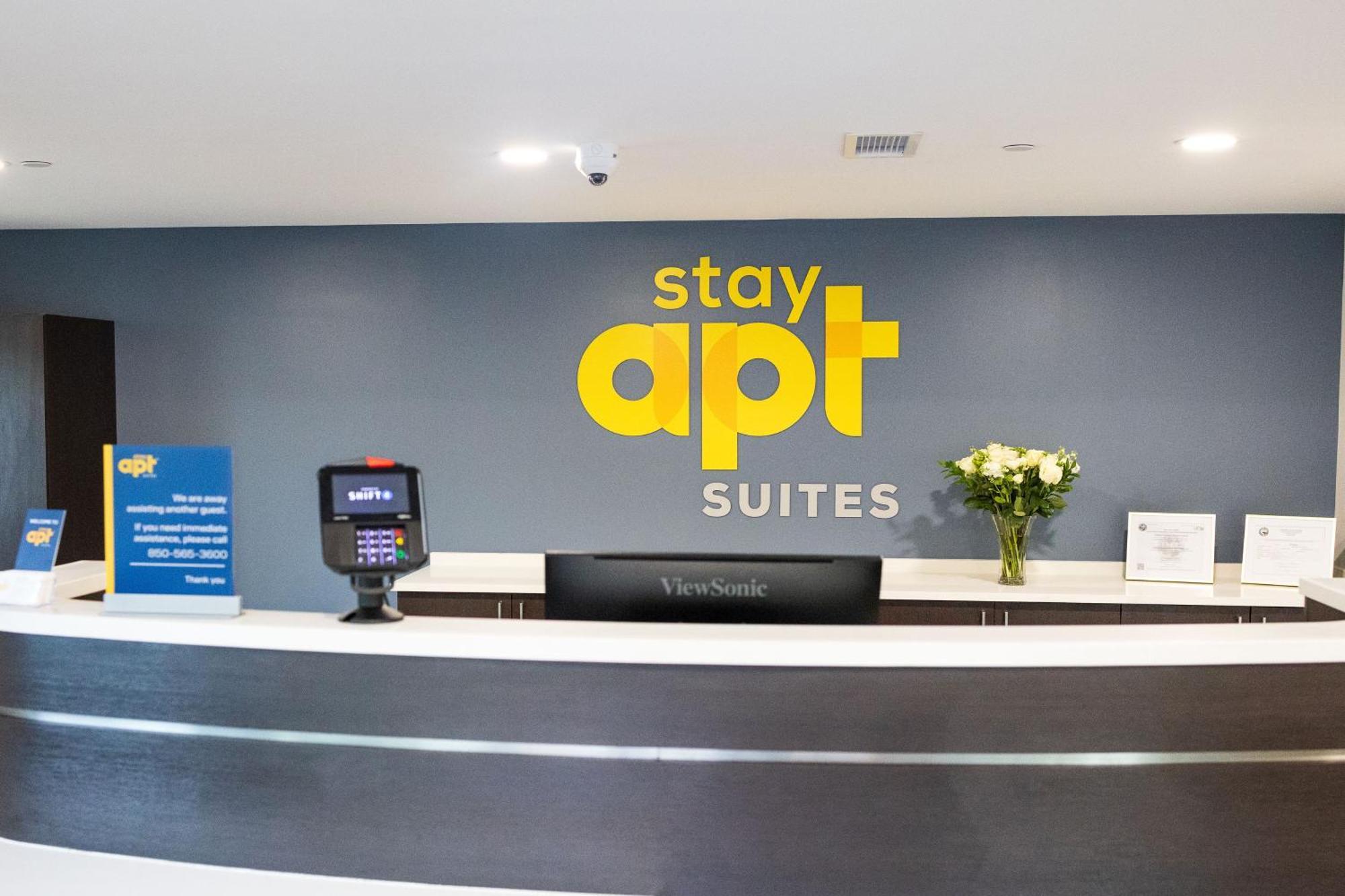 Stayapt Suites Pensacola-Uwf/Florida Hospital Area Ferry Pass Esterno foto